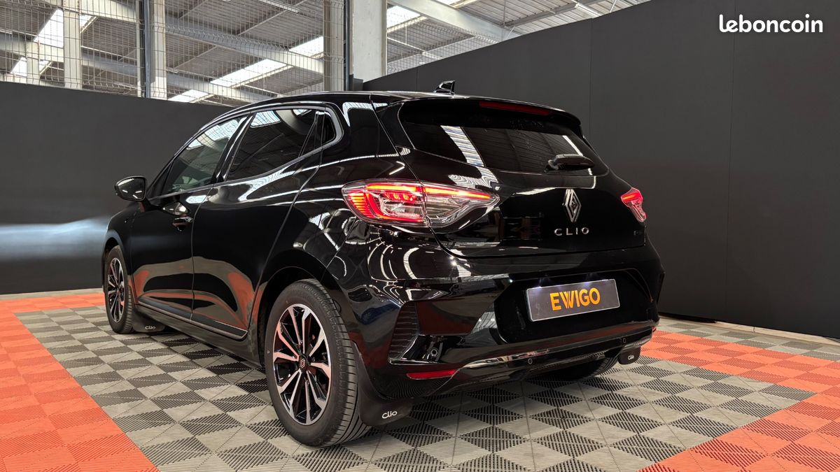 Renault clio 1.6 e-tech 145h 95 hybrid full-hybrid 1.2kwh techno bva (image 2)