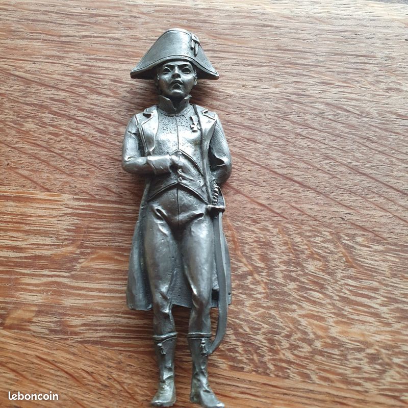 Figurine Empire en etain de L'Empereur Napoleon Bonaparte