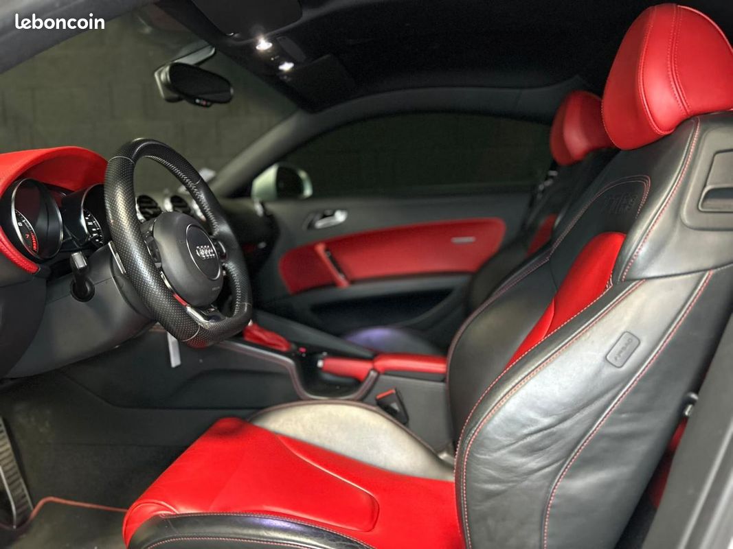 AUDI TTRS ENTRETIEN AUDI/ PALETTES AU VOLANT/ 2.5 TFSi 340Ch BV S-tronic (image 17)