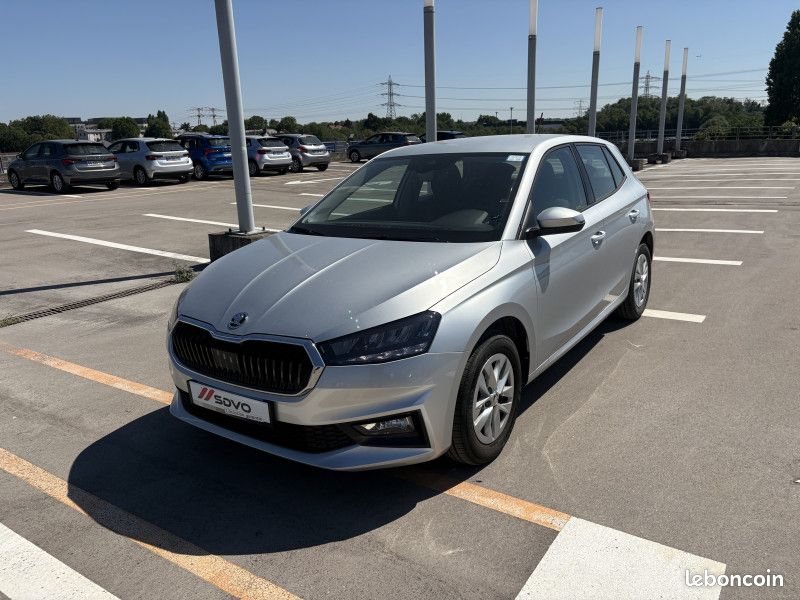 Skoda FABIA 1.0 MPI 80CH AMBITION *TVA RECUPERABLE (image 1)