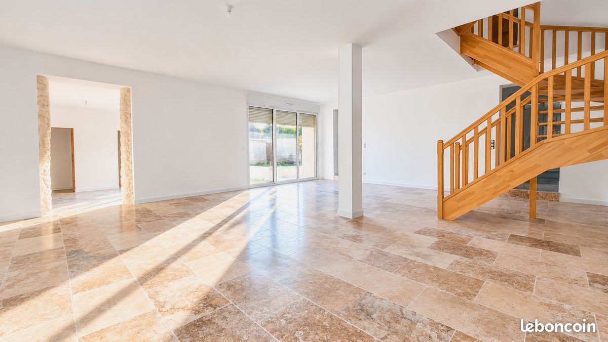 Maison 8 pièces 224 m² · à Gallardon · 224 m² · 435 000 €