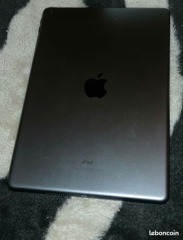 Apple iPad 10,2" 64 Go Gris sidéral Wifi 9 ème génération 2021 neuf (image 1)