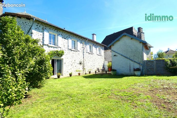 Maison 6 pièces 240 m²
