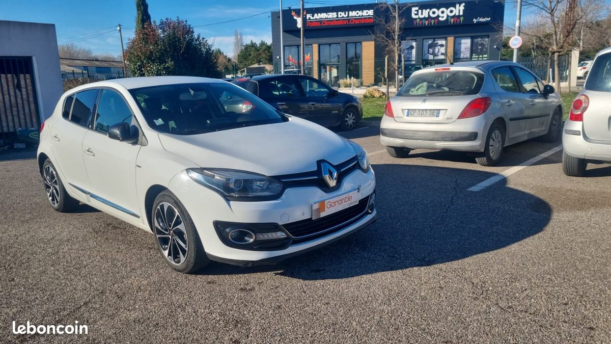 Renault Megane III Berline 5 ptes. Bose Edition (image 1)