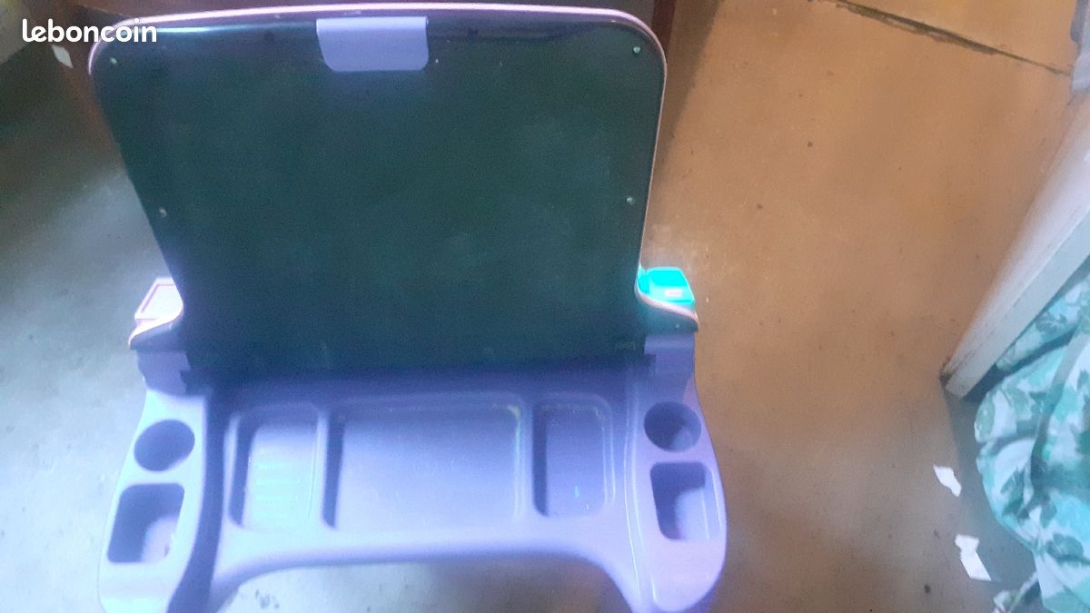 Tablette interactive quasi neuve (image 2)