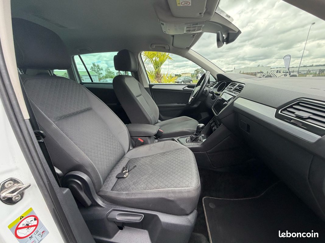 Volkswagen Tiguan volkswagen tiguan Comfortline Business Start-Stop DSG boite automatique gps tel radars etc... (image 3)