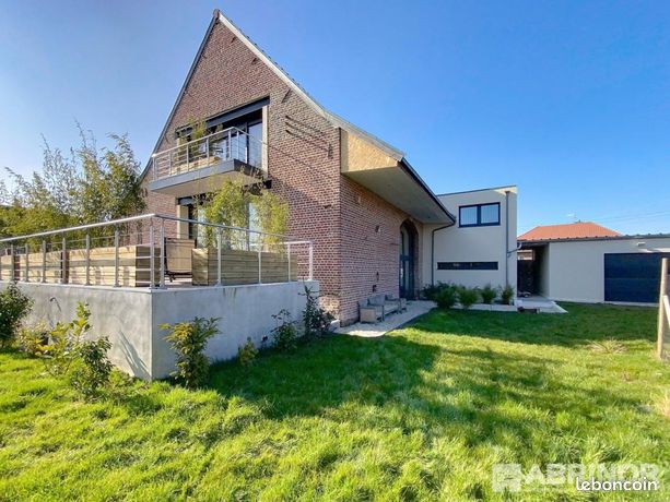 Maison 11 pièces 423 m²