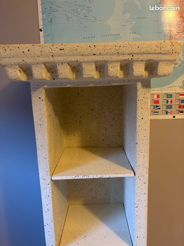 Étagère contemporaine (image 2)