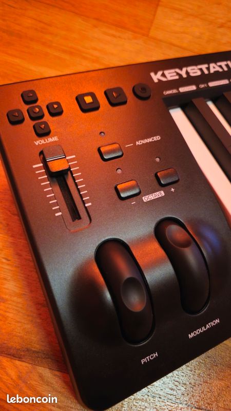 Clavier Midi M Audio Keystation 61 (image 2)