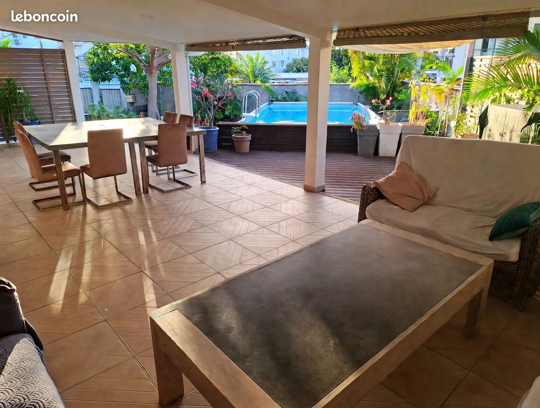 Maison 8 pièces 175 m² · à Saint-Denis · 175 m² · 570 000 €