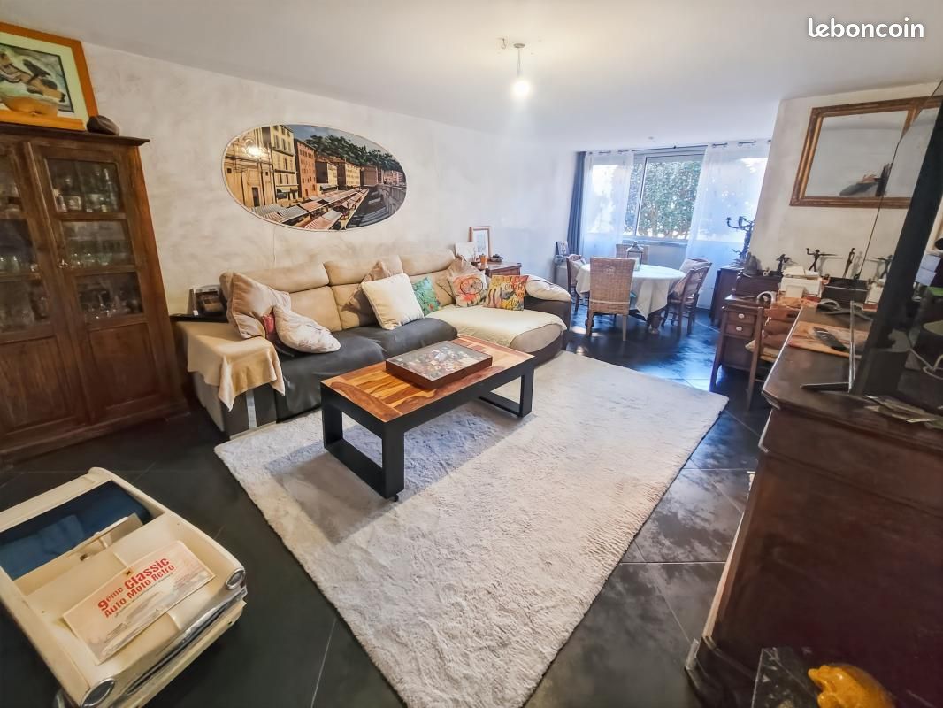 Appartement 3 pièces 67 m² · à Nice · 67 m² · 260 000 €