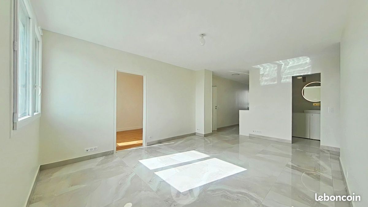Appartement 4 pièces 73 m² · à Le Plessis-Robinson · 73 m² · 294 000 €