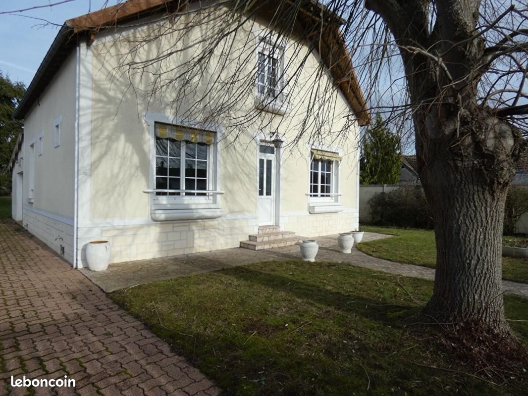 Maison 5 pièces 100 m² · à La Couture-Boussey · 100 m² · 215 000 €