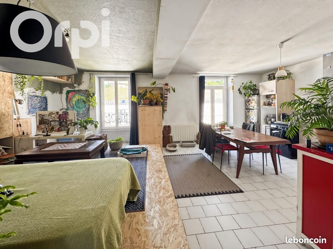 Appartement 3 pièces 61 m² · à Aubenas · 61 m² · 115 000 €