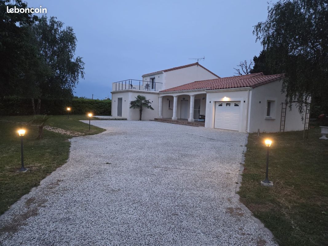 Maison 6 pièces 153 m² · à Auchay-sur-Vendée · 153 m² · 329 000 €