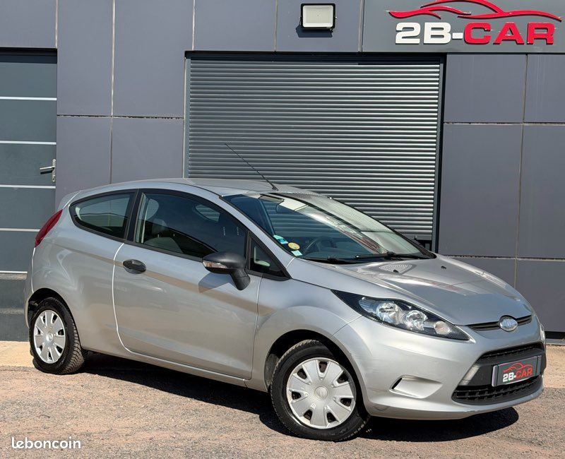 Ford Fiesta 1.4 TDCI 70cv Économique / Fiable / Très propre / Kit distribution Ok / Climatisation ok (image 2)