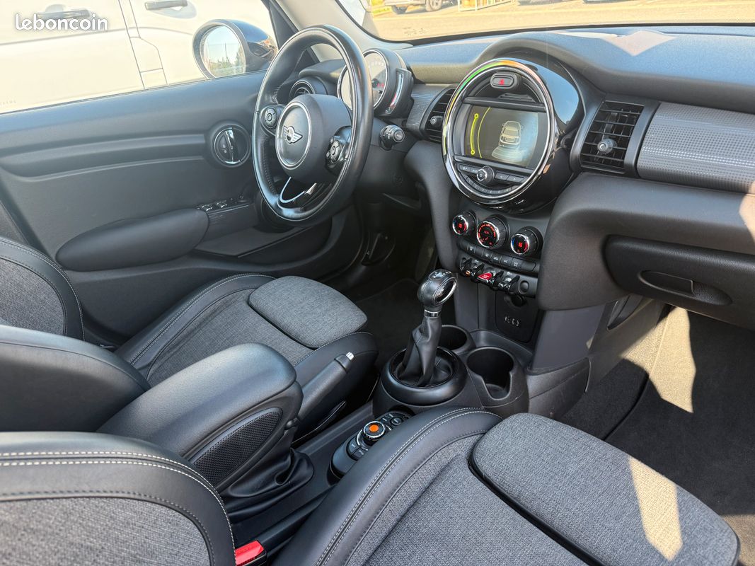 Mini Mini Cooper 1.5 136ch 5p (image 7)