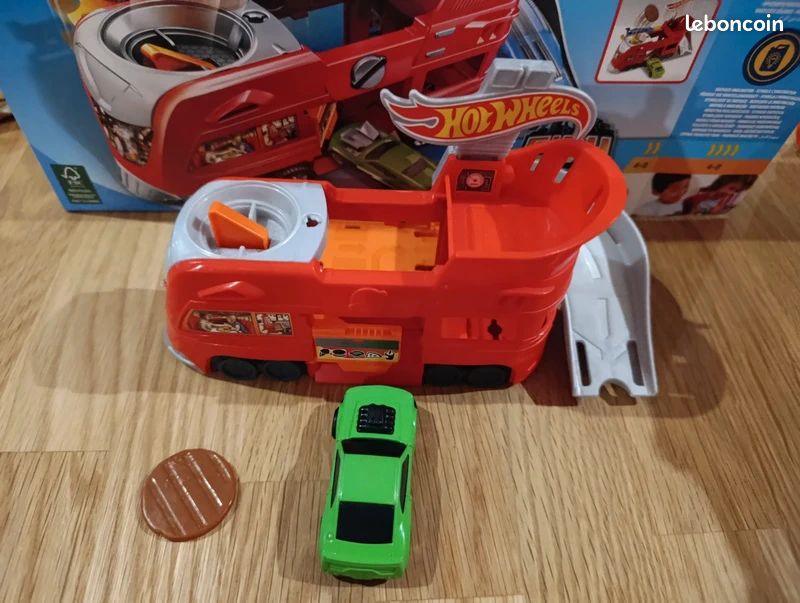 Hot wheels city: Camion restaurant et course (image 1)