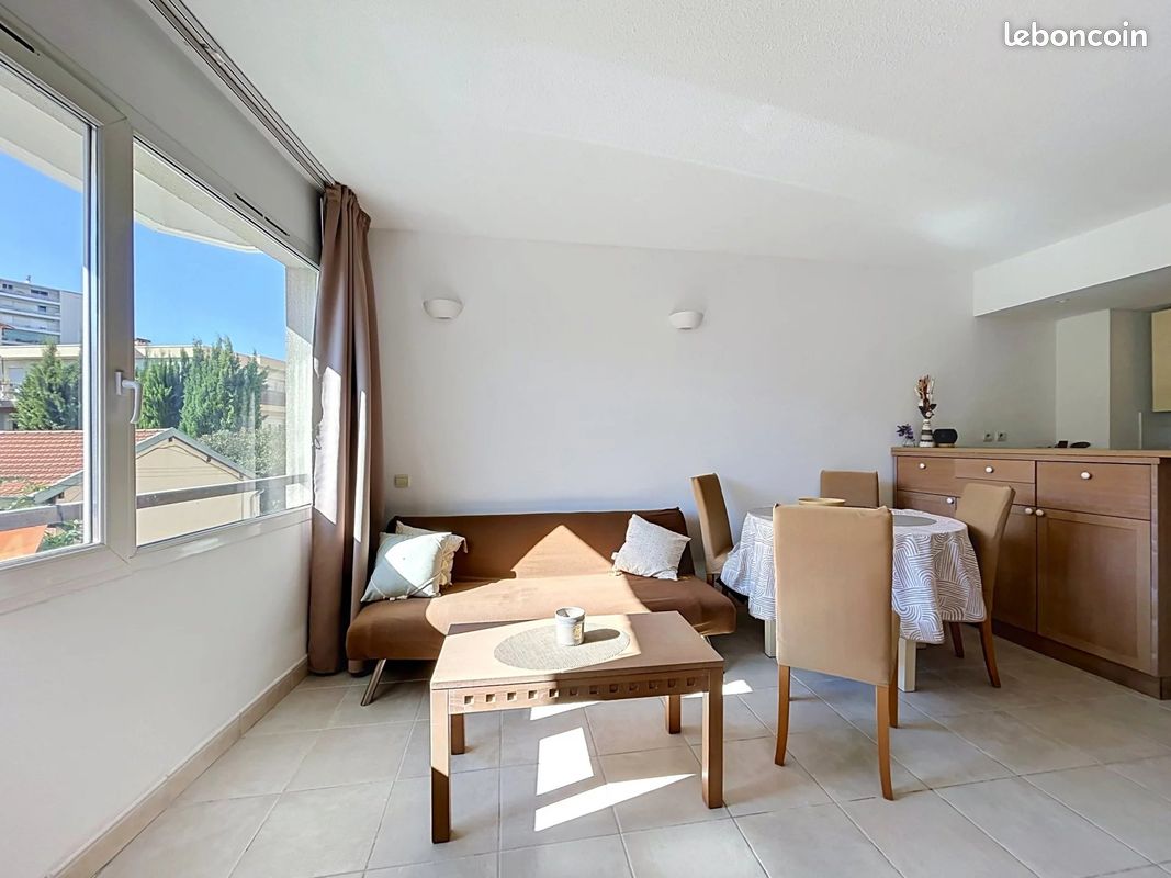 Appartement 3 pièces 45 m² · à Cannes · 45 m² · 243 800 €