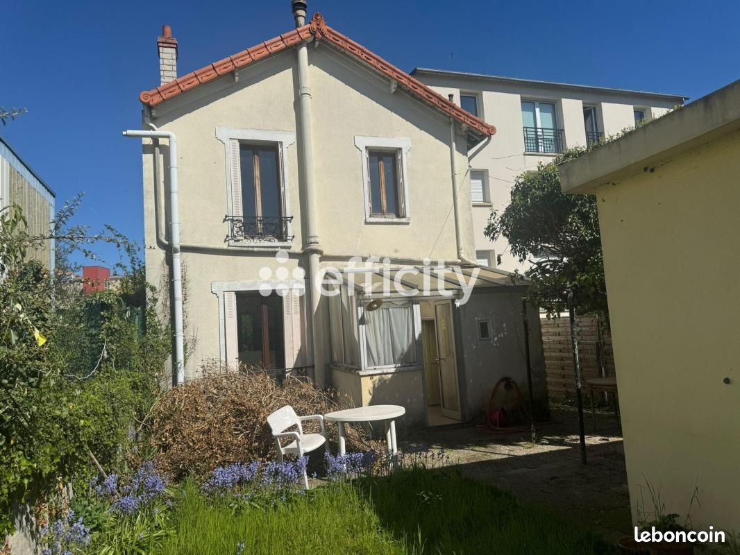 Maison 5 pièces 90 m² · à Houilles · 90 m² · 385 000 €