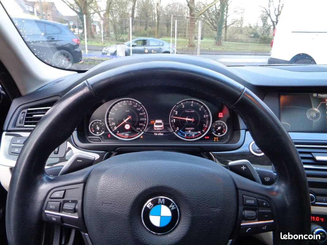 BMW Série 5 550i 4.4 V8 408CH - 3ème Main - Suivi Complet - HUD - Toit Pano - ACC - Caméra 360 - 145000KM (image 3)