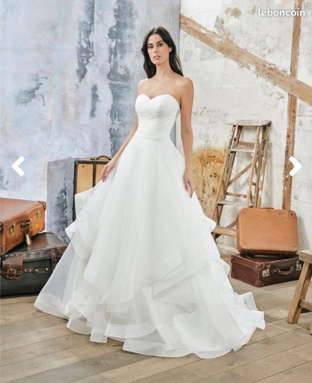 Belle robe de mariée Pronuptia Vêtements