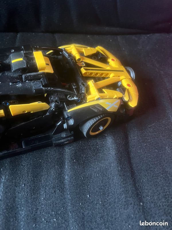 Bugatti Lego (image 7)