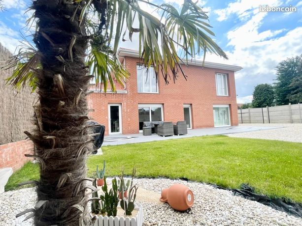 Maison 5 pièces 204 m²