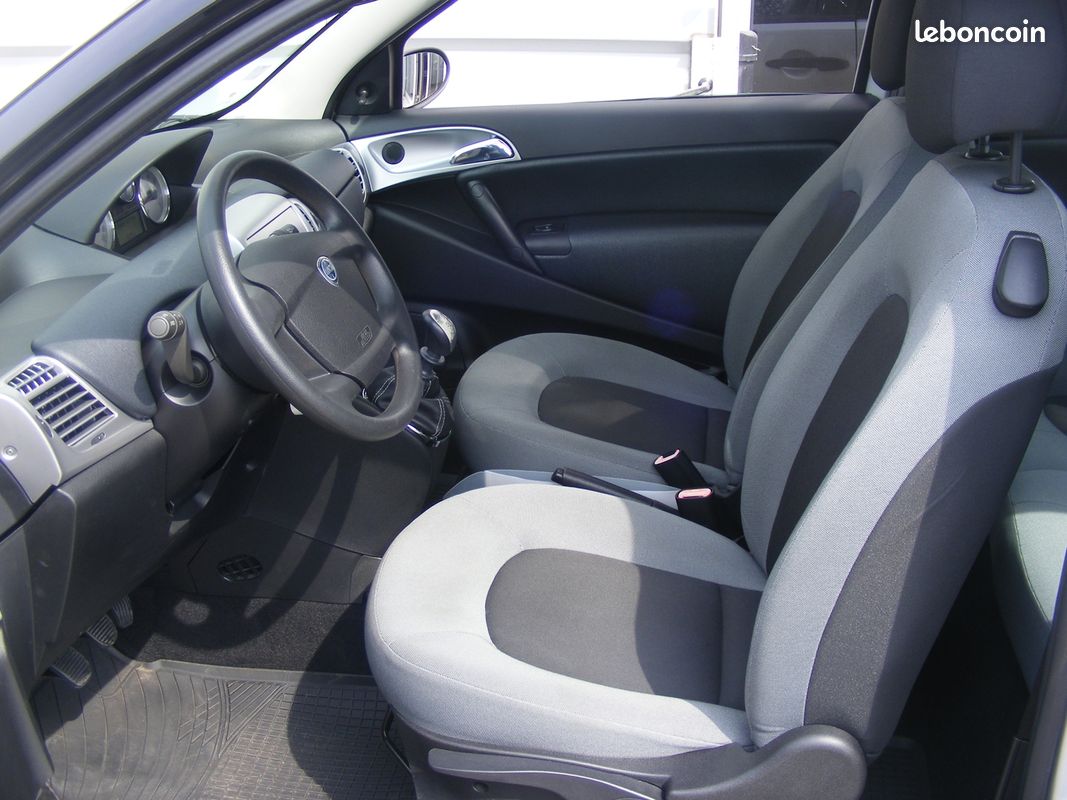 Lancia YPSILON 1.4 8V ORO (image 11)
