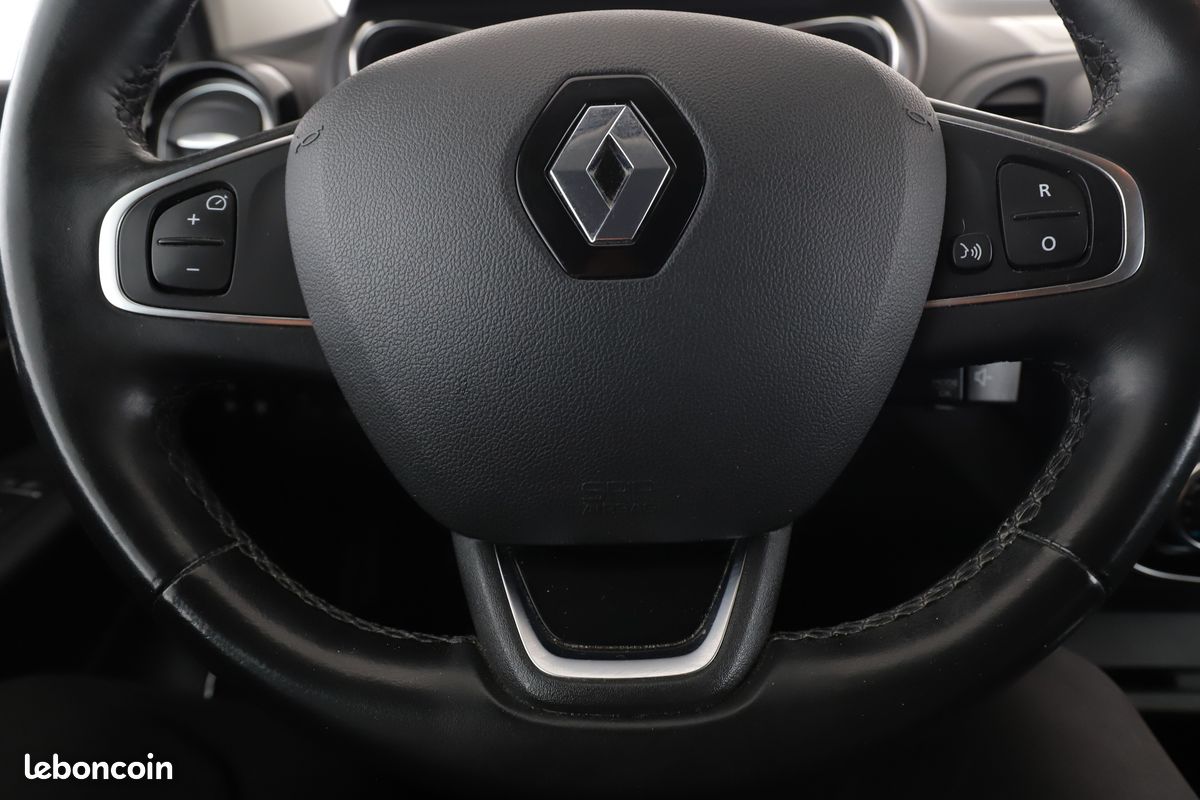 Renault Captur 1.5 dCi Intens 90 ch (image 15)