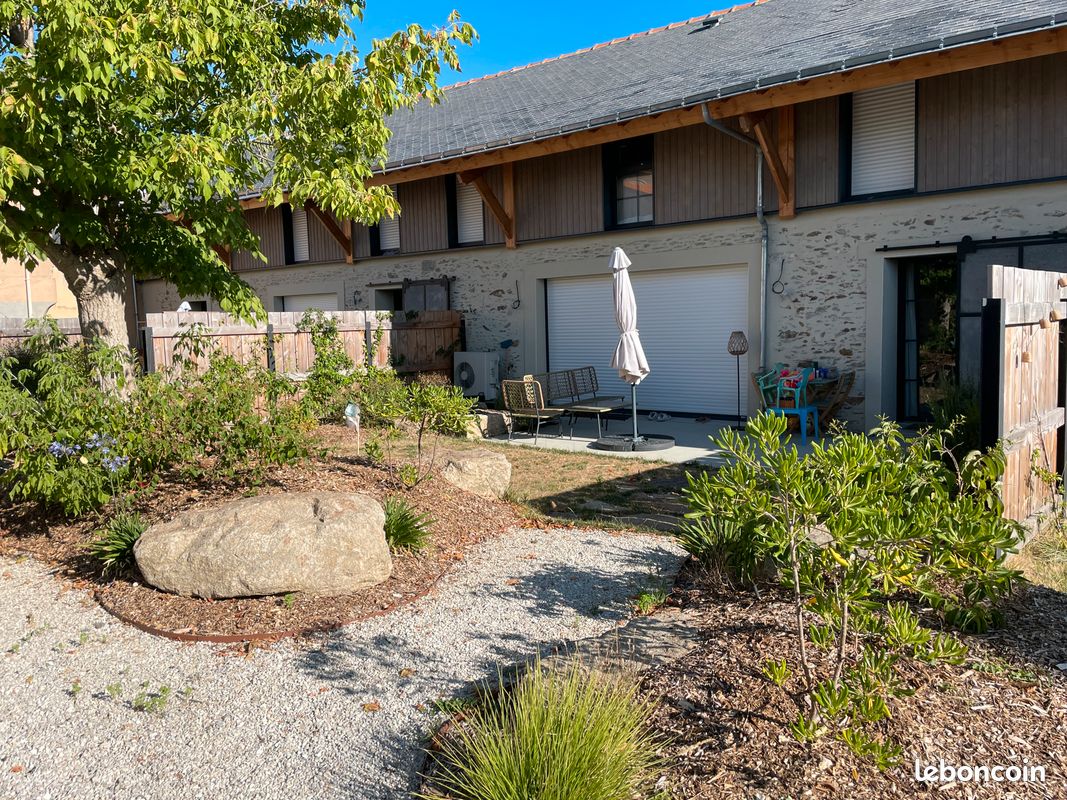 Maison 6 pièces 120 m² · à Saint-Julien-de-Concelles · 120 m² · 1 450 €