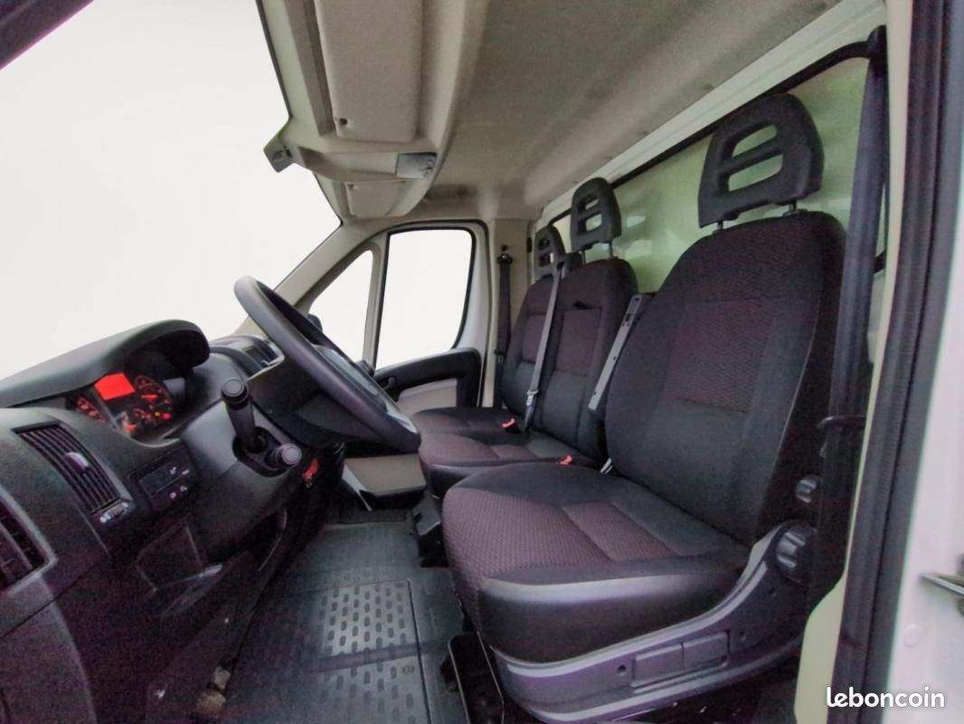 Citroën Jumper FG 2.0 BLUEHDI 130 BUSINESS HAYON DHOLLANDIA (image 14)
