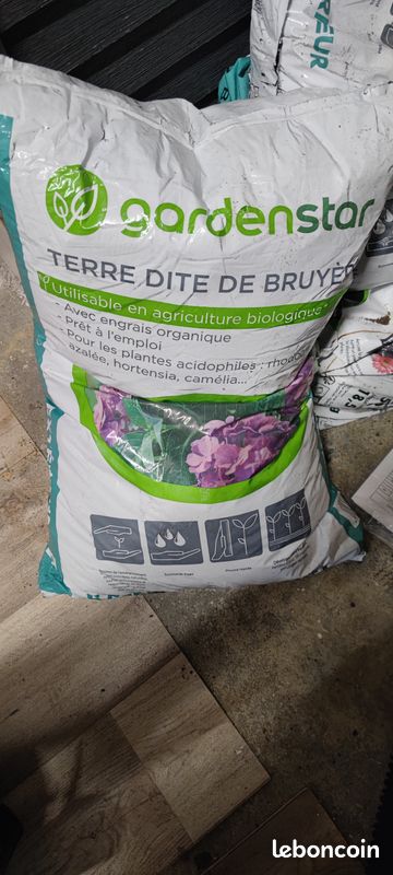 Lot de 2 sacs de terre dite de bruyère Gardenstar (2 x 35 L) (image 1)