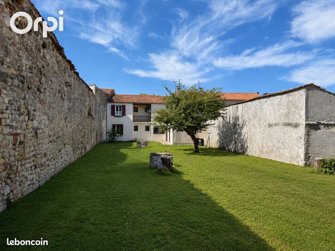 Maison 6 pièces 237 m² · à La Tremblade · 237 m² · 649 899 €