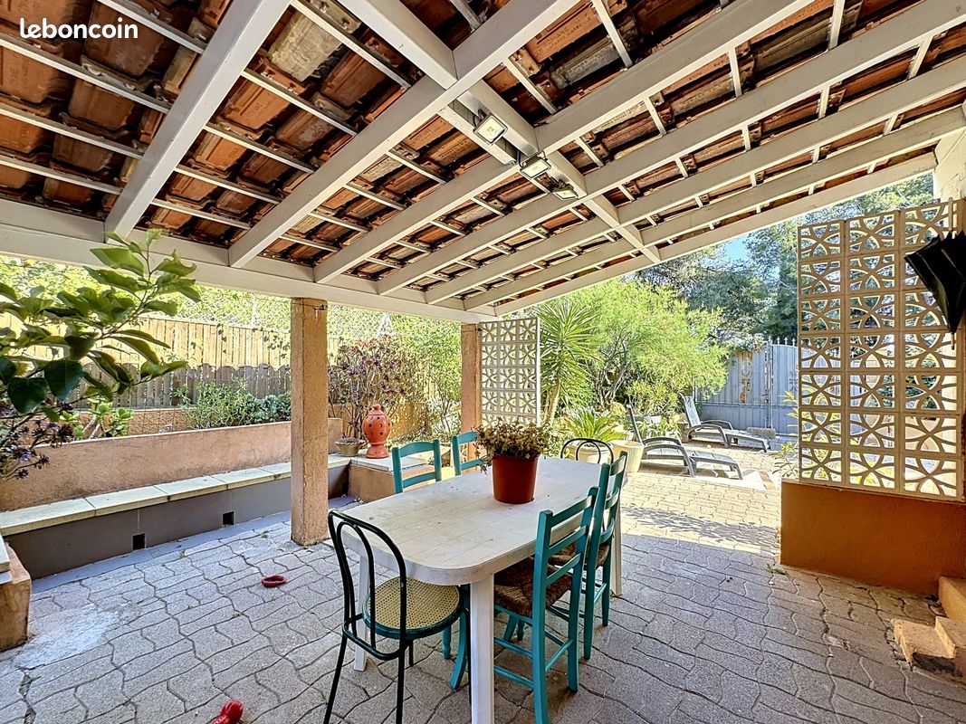 Maison 5 pièces 117 m² · à Saint-Mandrier-sur-Mer · 117 m² · 495 000 €