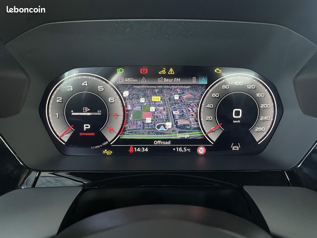 AUDI A3 Berline TFSI Mild Hybrid 150 S tronic 7 S line (image 8)