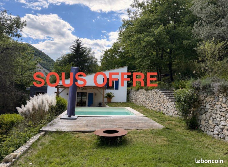 Appartement 5 pièces 140 m² · à Sigale · 140 m² · 390 000 €