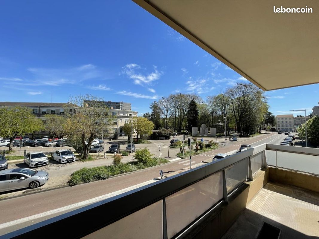 Appartement 5 pièces 129 m² · à Bourg-en-Bresse · 129 m² · 175 000 €