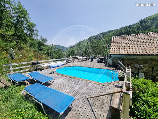 Maison 13 pièces 263 m²