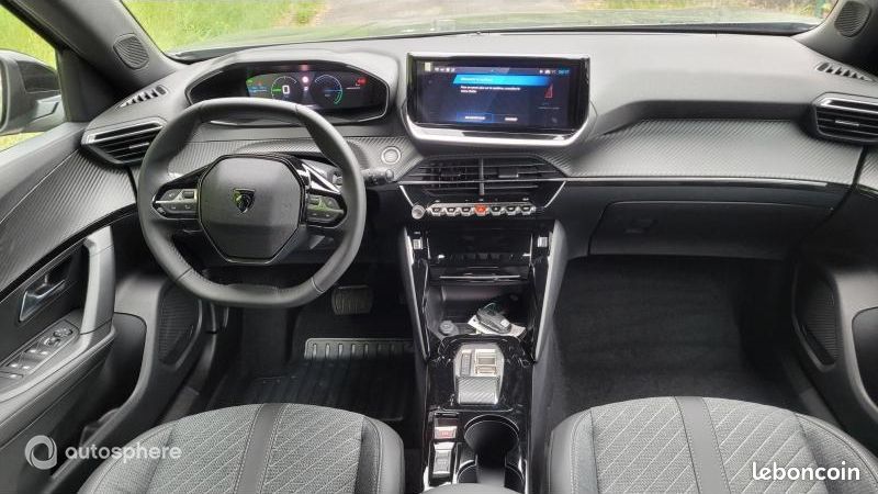 Peugeot 2008 e-2008 156ch 54 kWh Allure (image 7)