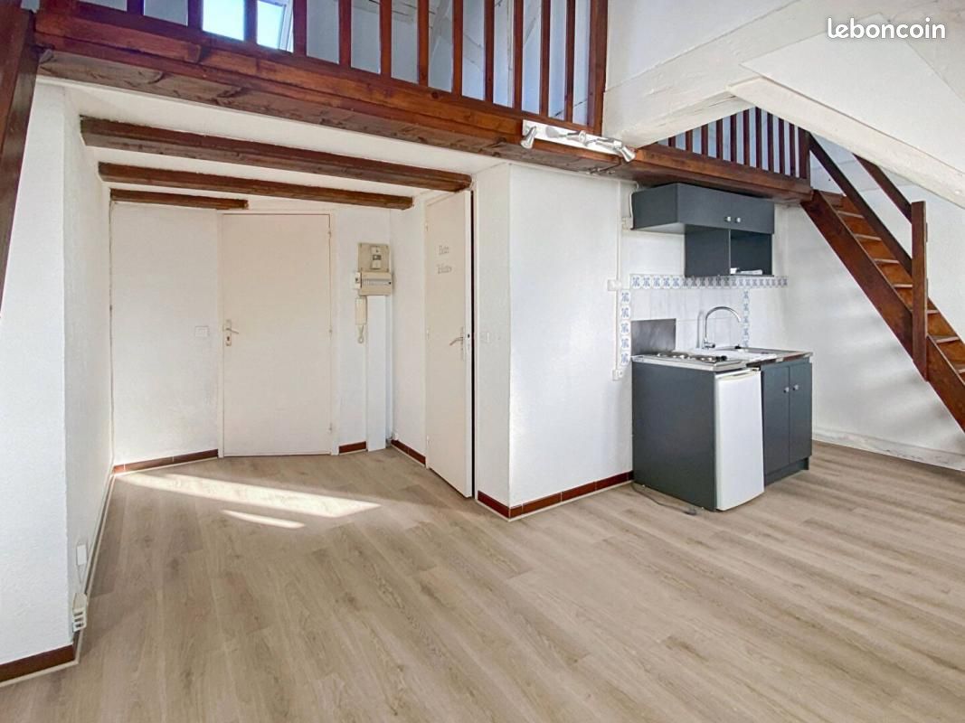 Appartement 1 pièce 26 m² · à Orléans · 26 m² · 526 €