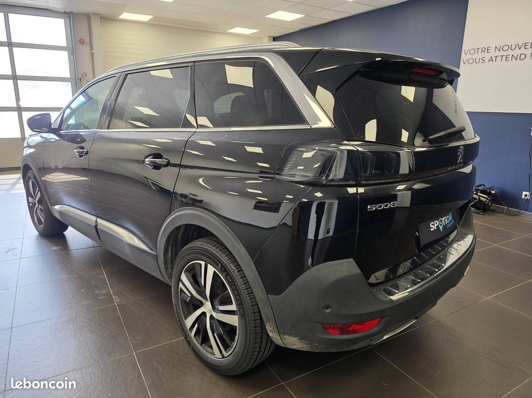 PEUGEOT 5008 PureTech 130ch S&S EAT8 GT (image 10)
