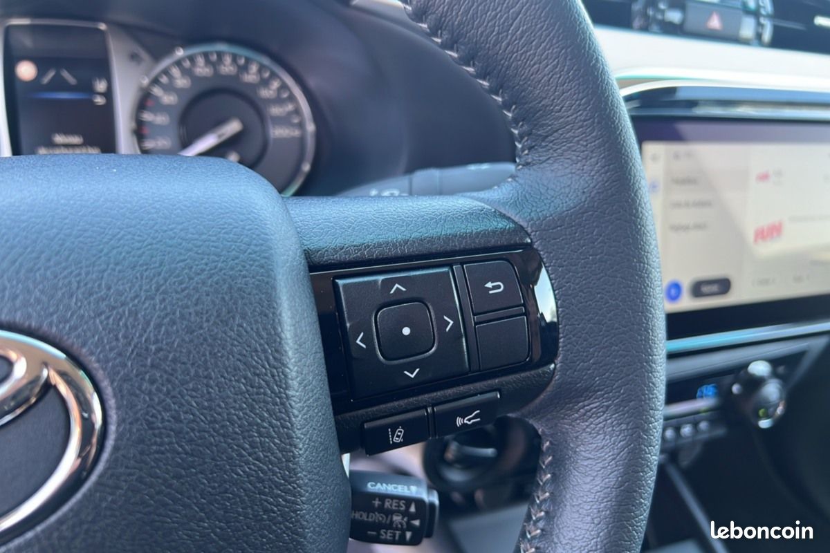 Toyota Hilux 2.8 D4-D 204 BVA EXECUTIVE 4PL (image 9)