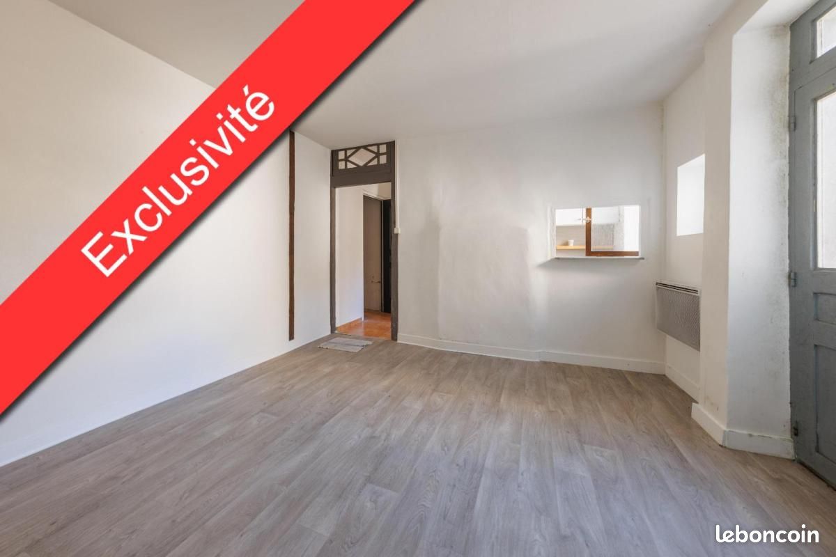 Local commercial 220 m² · à Pont-du-Château · 220 m² · 250 000 €