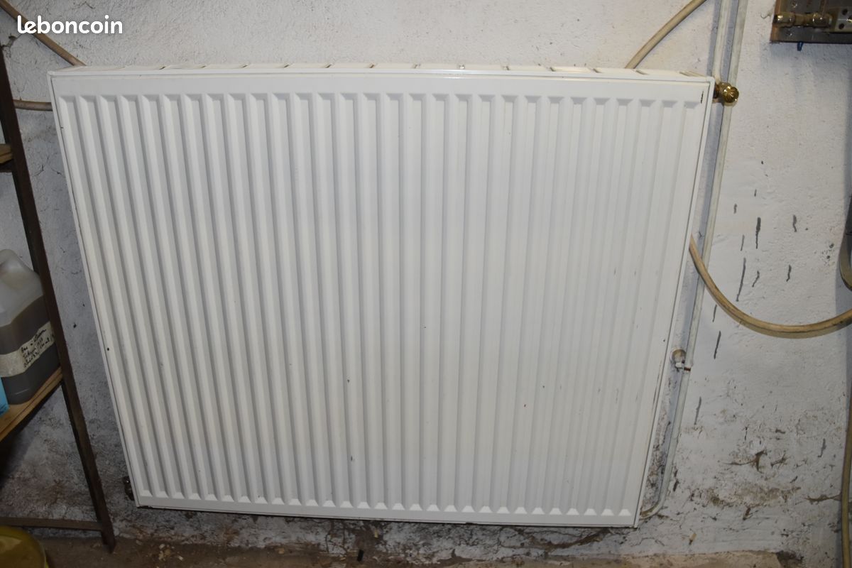 Radiateur en tôle (image 1)