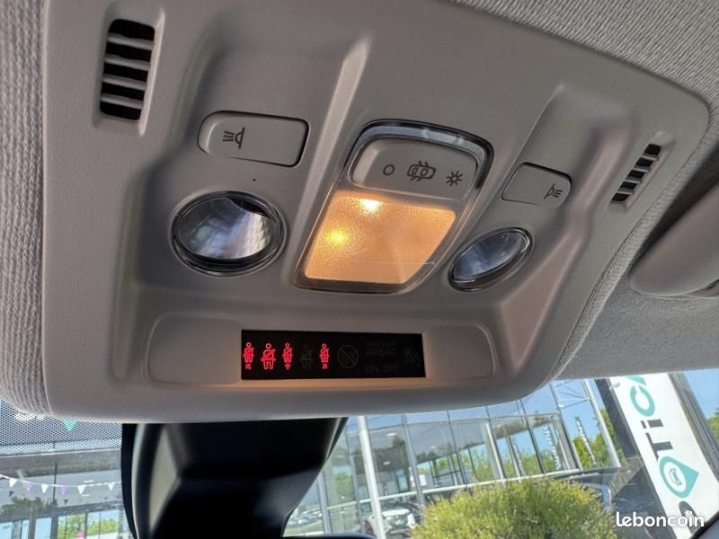 Citroen C3 1.2 PureTech 110 ELLE / GARANTIE 12 MOIS (image 38)