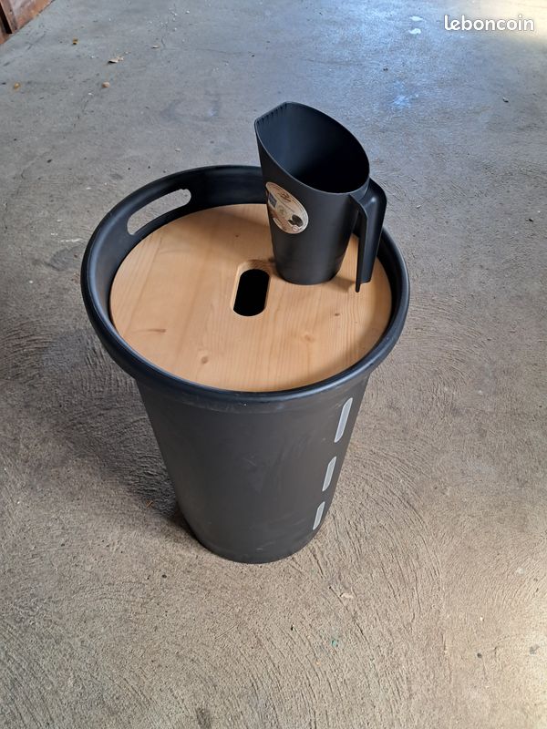 Seau à granules EDA 38 litres (image 1)