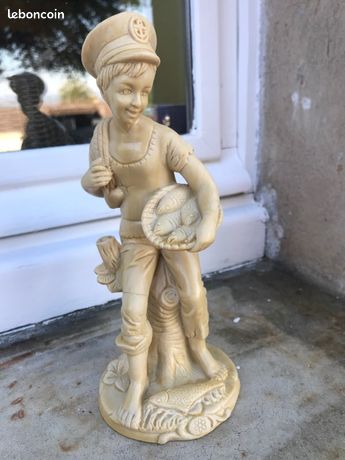 Statuette Poulbot/Gavroche En Biscuit - 15,3 X 6,5 Cm - Occasion TBE