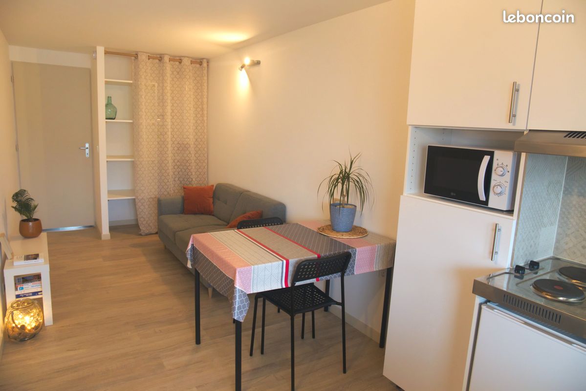 Appartement 2 pièces 27 m² · à Bourg-en-Bresse · 27 m² · 460 €