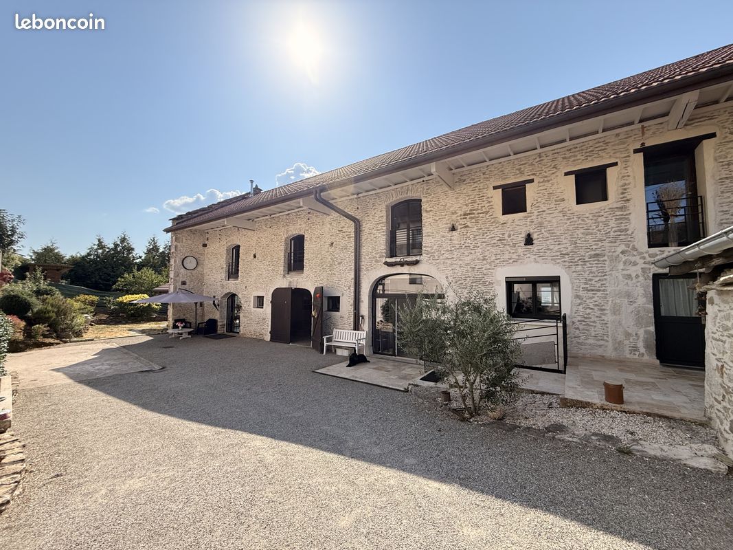 Maison 7 pièces 187 m² · à Seyssel · 187 m² · 935 000 €
